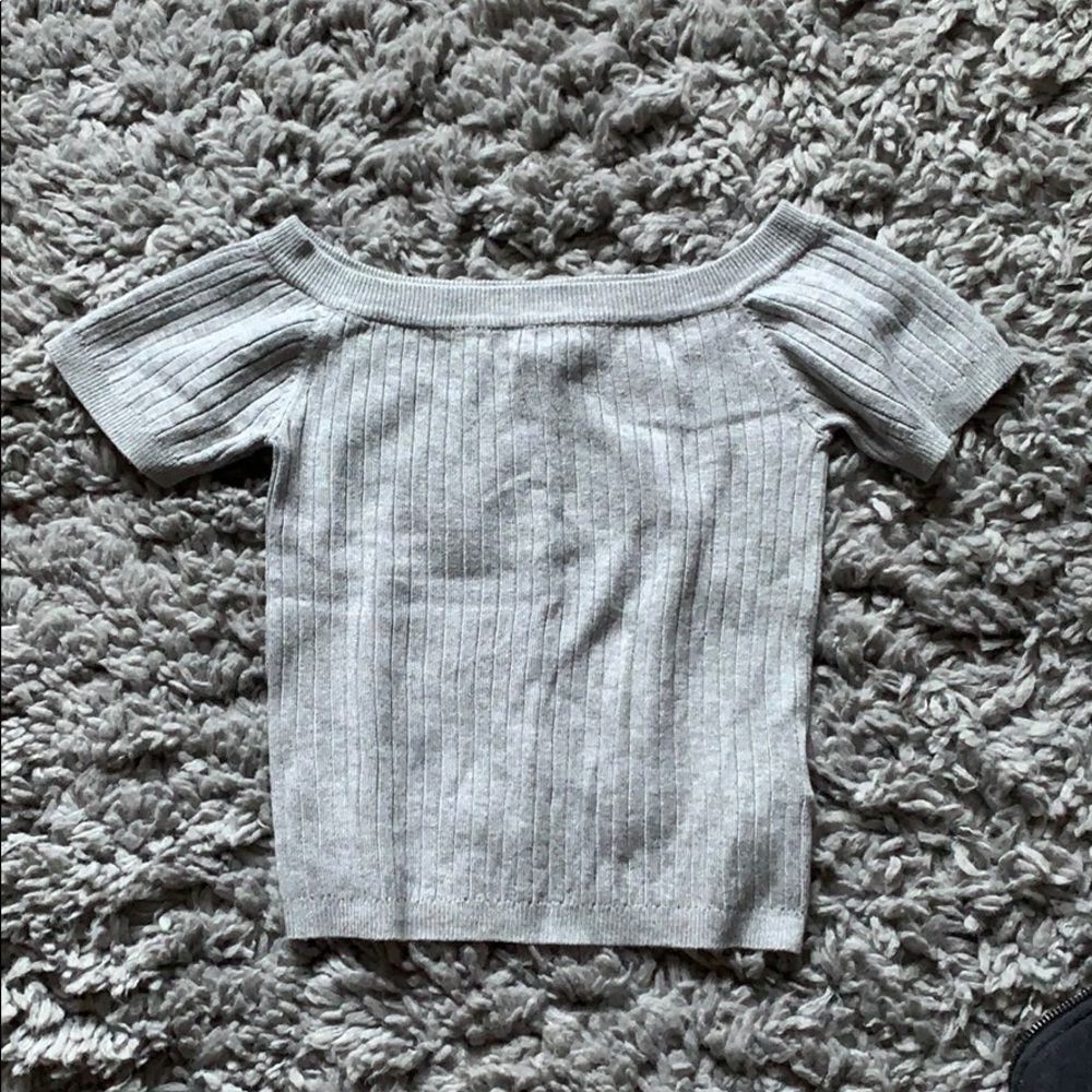 GREY OFF SHOULDER TOP